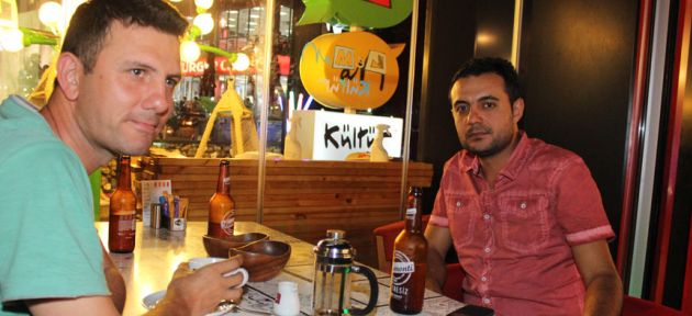 Biraz mizah  biraz lezzet