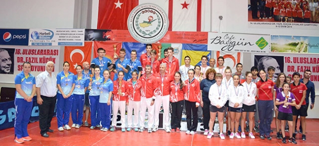 Bosna Hersek ve Türkiye şampiyon