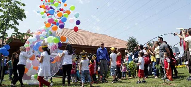 Çocuklar bayıldı