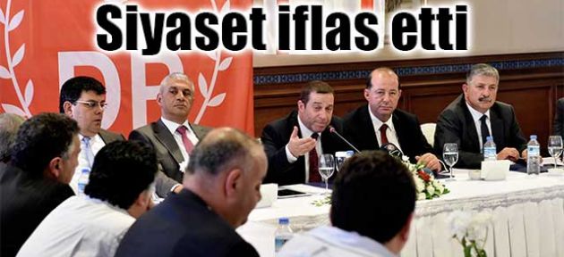 Denktaş, görevinden istifa ettiğini açıkladı