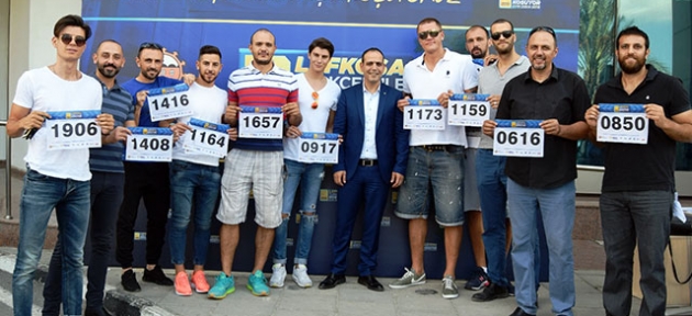 ‘Dev adamlar’ maratonda 