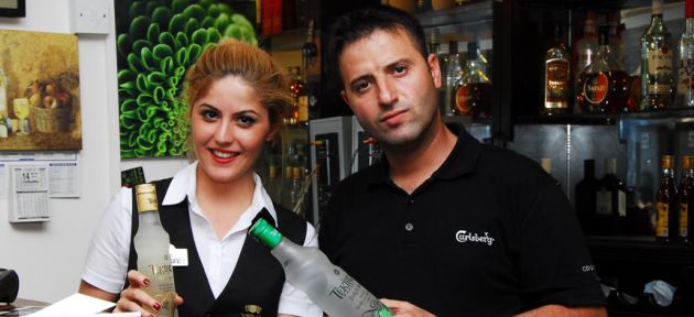 Doyumsuz nağmeler