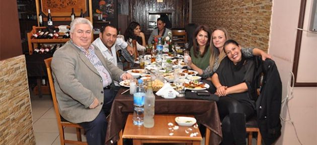 Dup’Le Meyhane’de eğlence de Dup’’le