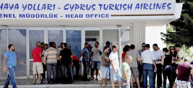 Eski KTHY ve ETİ çalışanları grevde