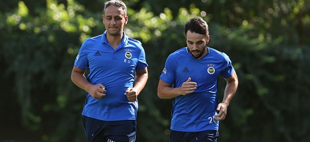 Fenerbahçe'de Volkan antrenmanda