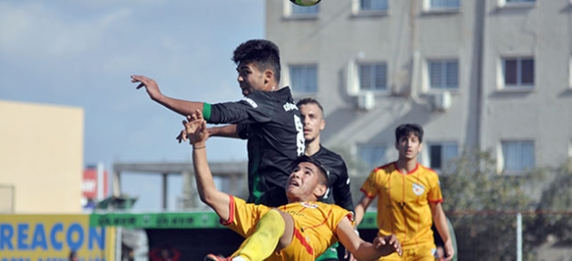 Girne’de erken final
