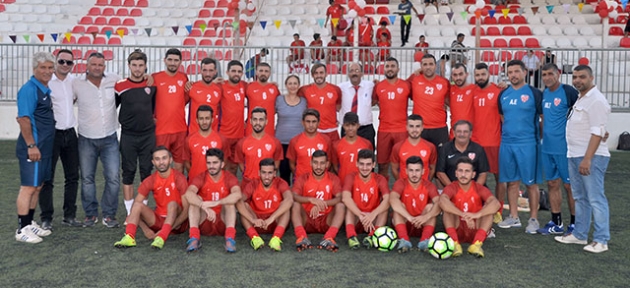 Gönyeli resmen sahada