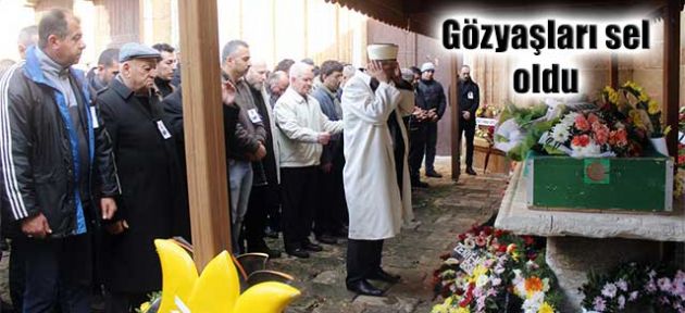 Gürsel Güngör, Gazimağusa’da toprağa verildi