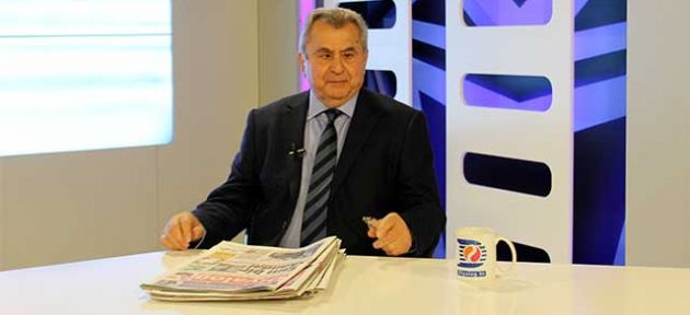 İrsen Küçük ince hesaplar yapıyor