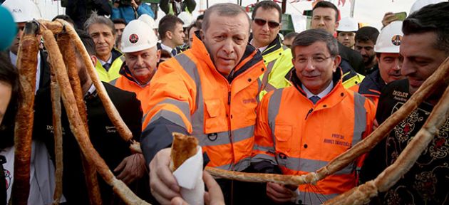 İstanbul'un iki yakası  üçüncü kez birleşti