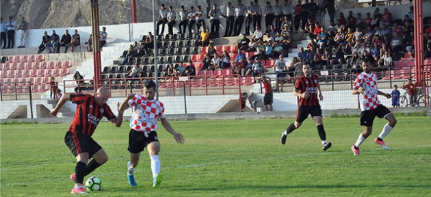 İyi oynamasa da Hamitköy  3 - 1