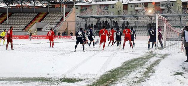  Kasımpaşa, Kastamonu'da buz tuttu!