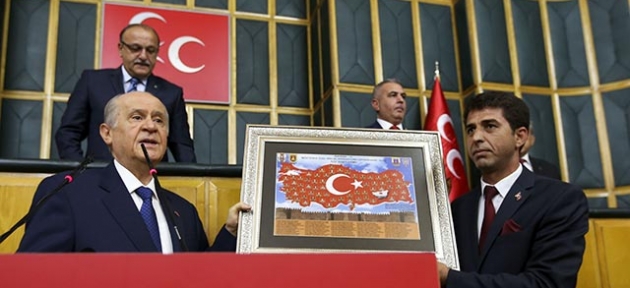 ‘Kıbrıs, Türk'ün yurdu’