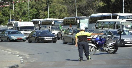 Kıbrıs'ta büyük eylem