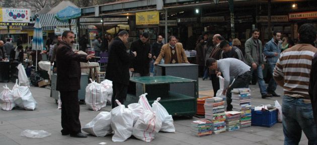 Korsan kitap operasyonu