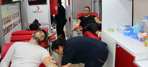 LAÜ’de Kan Bağışı Kampanyası 