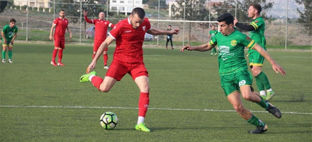 Lidere “Kaya” çelmesi 2-2 