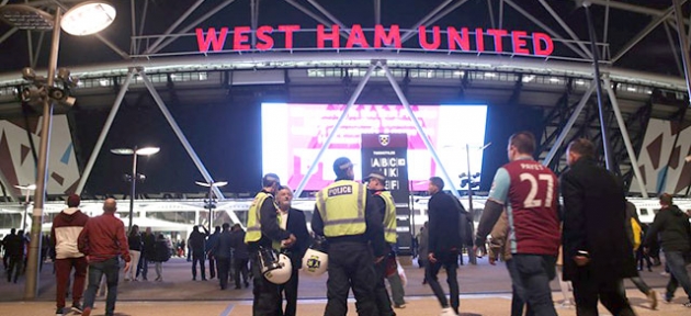 Londra'da futbol şiddeti