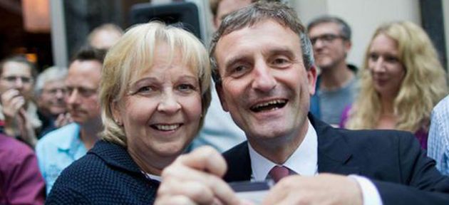 Merkel'e darbe