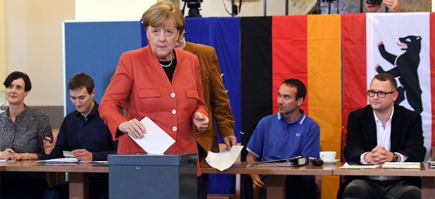 Merkel’in 4’üncü zaferi