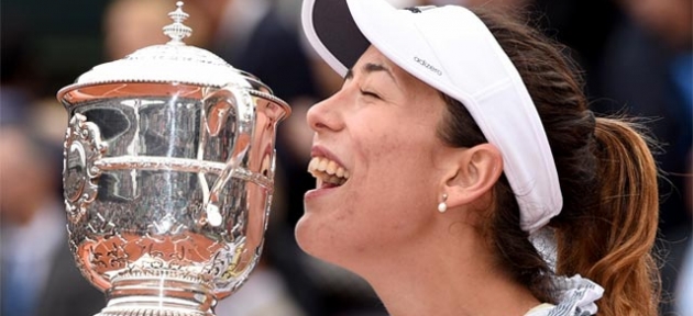Muguruza'dan tarihi şampiyonluk