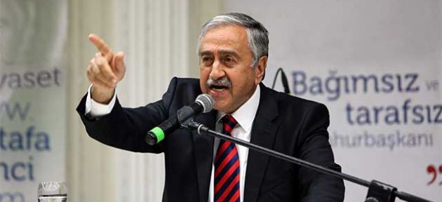 Mustafa Akıncı Lefkelilerle buluştu