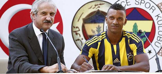 Nani resmen Fenerbahçe'de