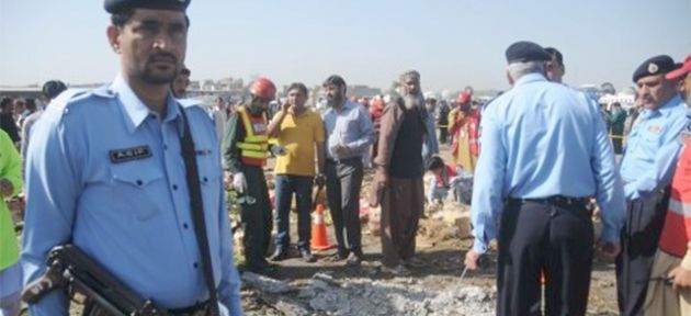 Pakistan’da bombalı saldırı: 6 ölü