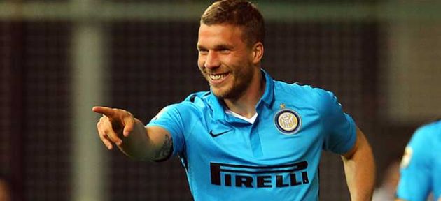 Podolski'den transfere açık kapı