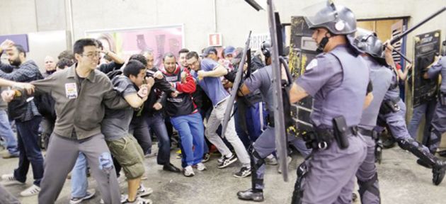 Protestolar artıyor
