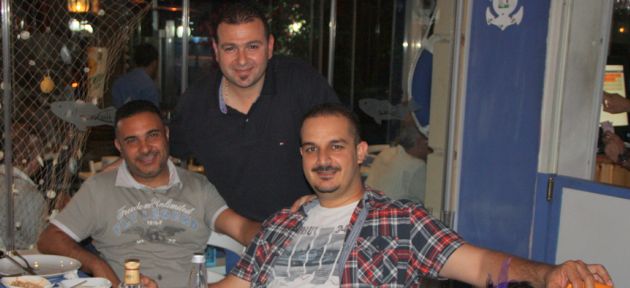 Sakin bir  ortamda  sohbet