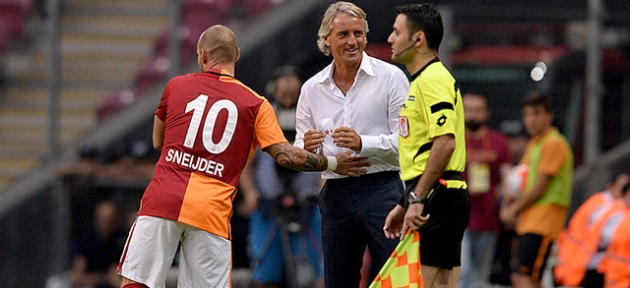 Sneijder Inter'e dönmek istiyor