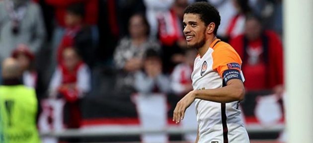 Taison imzayı attı