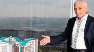 1 milyon sterlin taktı 