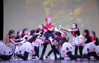 GAÜ Stage School’un, her yıl geleneksel olarak düzenlediği Gala Gecesi yapıldı