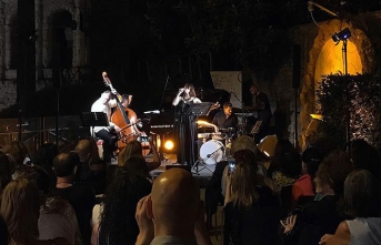 Rüya Taner, Roma’daki konserinde Türk klasik müziğinden kesitler sundu