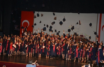 Yakın Doğu Üniversitesi Hukuk Fakültesi Bahar Dönemi Mezuniyet töreni gerçekleştirildi