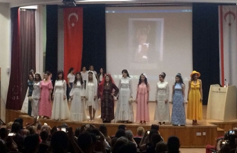 YDÜ’de ''Geçmişten Günümüze Kıbrıs Türk Düğün Kültürü'' sergilendi