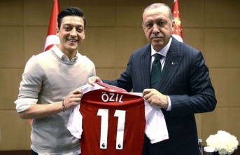 Almanya Futbol Federasyonu Başkanı'ndan Özil itirafı