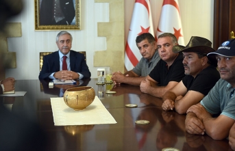 Akıncı, arabulucu görevi üstlendi