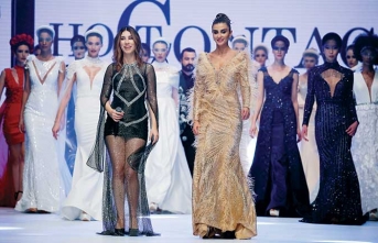 IF Wedding Fashion İzmir Fuarı kapsamında "Hot Contact" defilesi gerçekleştirildi