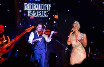 Yılbaşı akşamı Merit Park Hotel’de sahne alan Sıla, 2019 için güzel dileklerde bulundu