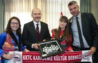 İçişleri Bakanı Soylu, KKTC Karadeniz Kültür Derneği üyeleriyle bir araya geldi