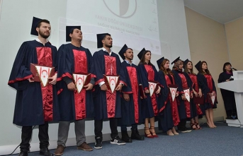 YDÜ Sağlık Bilimleri Fakültesi Güz Dönemi mezuniyet töreni gerçekleştirildi