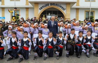 Ünlü sanatçı Murat Kekilli’nin de sahne aldığı Ot Kültür Festivali renkli görüntülere ev sahipliği yaptı