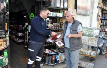 Girne Belediyesi, trafikte yaşanan sorunlara dikkat çekmek amacıyla bildiri dağıttı