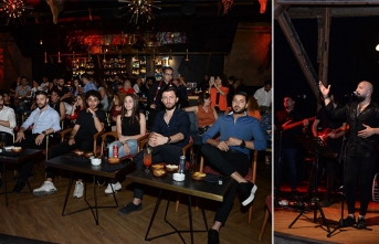 Letafet’te sahne alan Ahmet Evan, Türk Pop Müziğinin efsane şarkılarını söyleyerek konuklarına müzik ziyafeti sundu