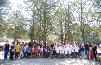 LTB yaz kurslarına katılan gençleri, Taşkent Doğa Parkına götürdü