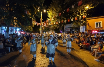 Kuşadası’nda Kıbrıs ezgileri