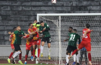 Çetinkaya’da irtifa kaybı sürüyor  0-1 